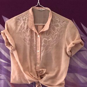 Pretty in Peach 🍑 Blouse